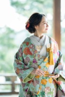 色打掛１２０番　観世水菊花文