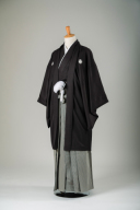 鳶色の紋付＆正絹の袴（古代扇仙台平）