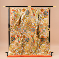 色打掛１００番　金色に華文