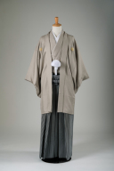 グレーベージュ紋付＆縞の袴