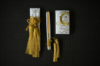 筥迫・懐剣　豪華刺繍（白）