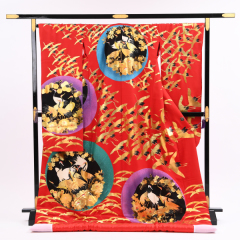 色打掛62番（赤と金）