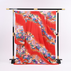 引き振袖１０番（赤系）