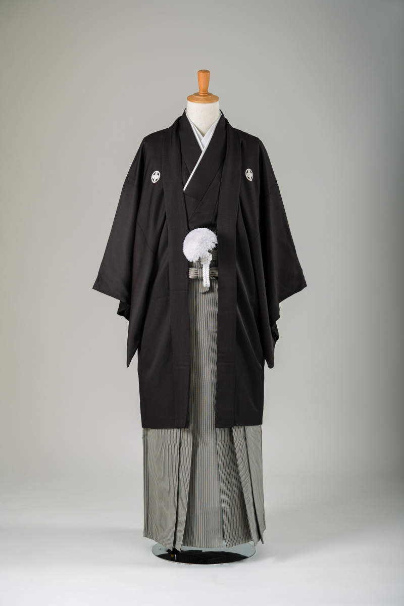 鳶色の紋付＆正絹の袴（古代扇仙台平）