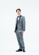 グレーのタキシード