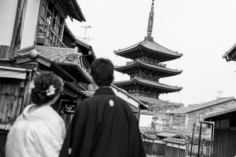 塔を眺めながら