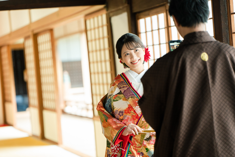 色打掛と色紋付袴