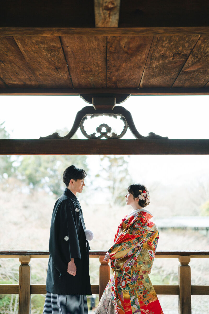 色打掛と黒紋付