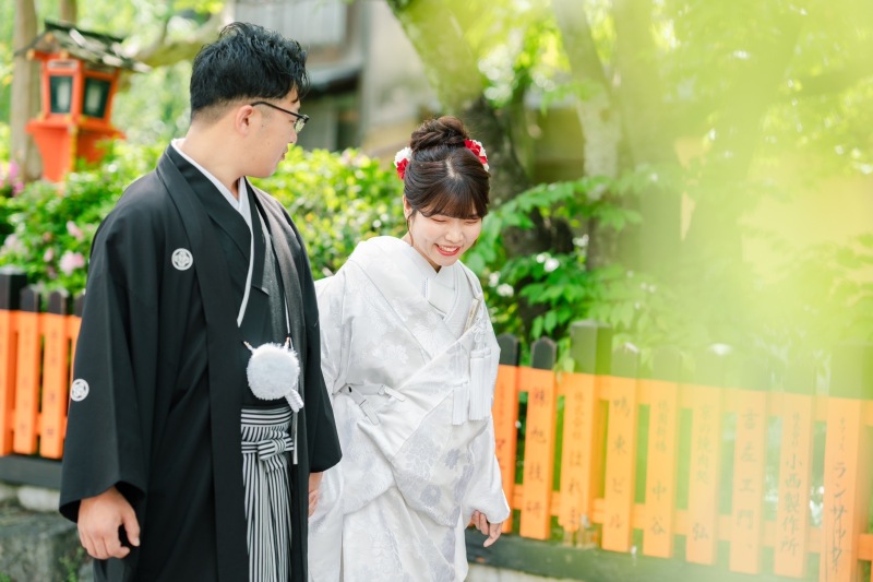 白無垢と黒紋付袴