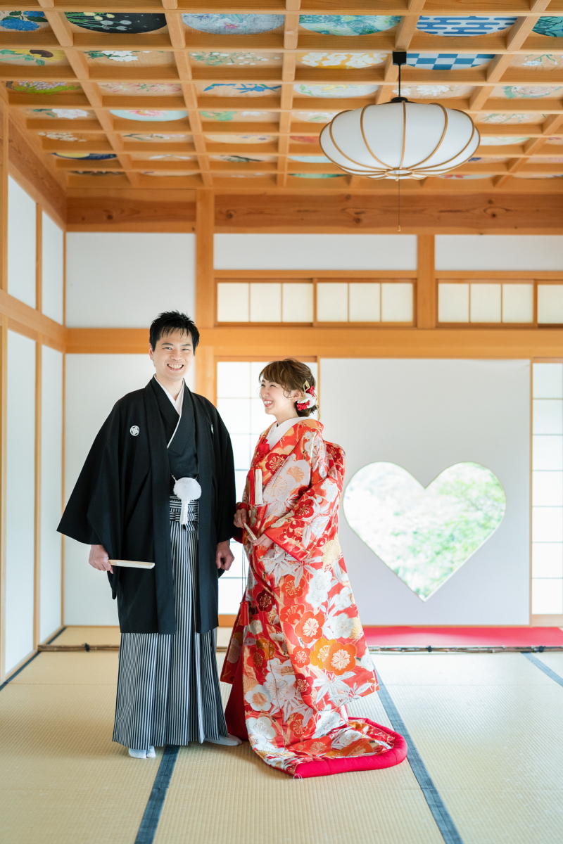 フォーマルな立ち姿