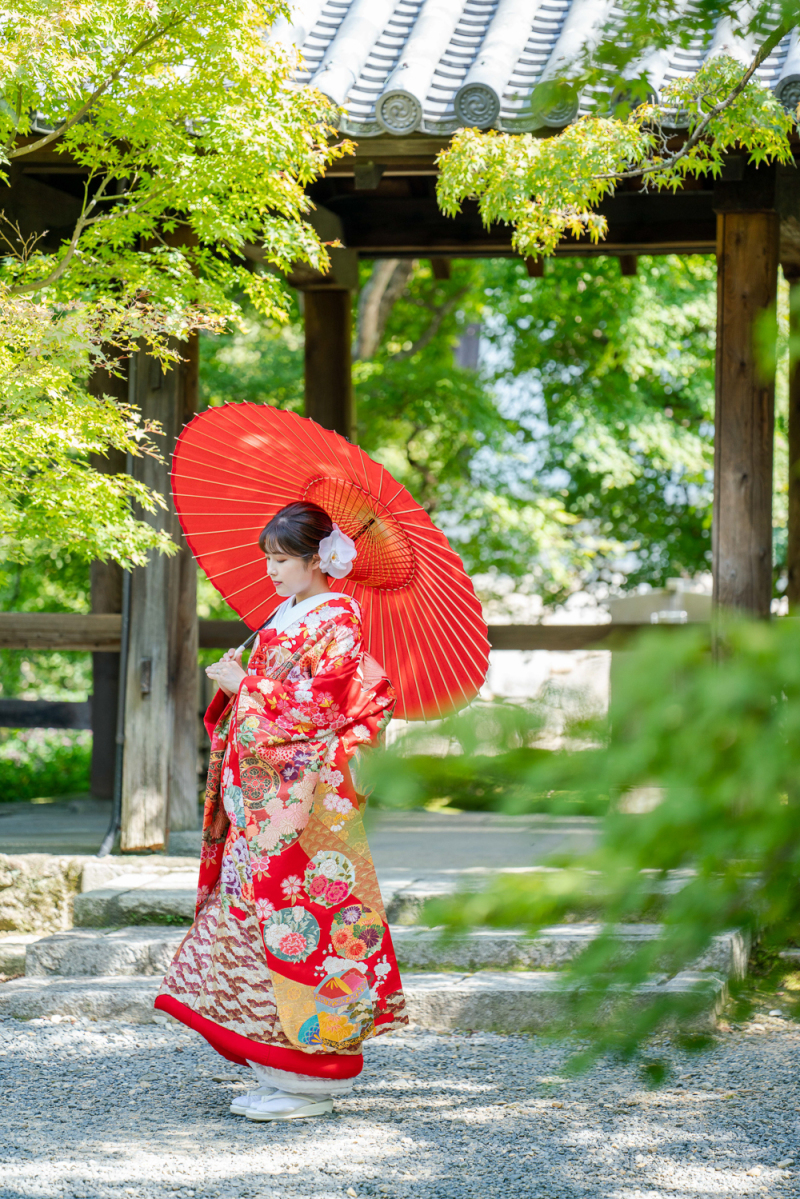 凛とした雰囲気も