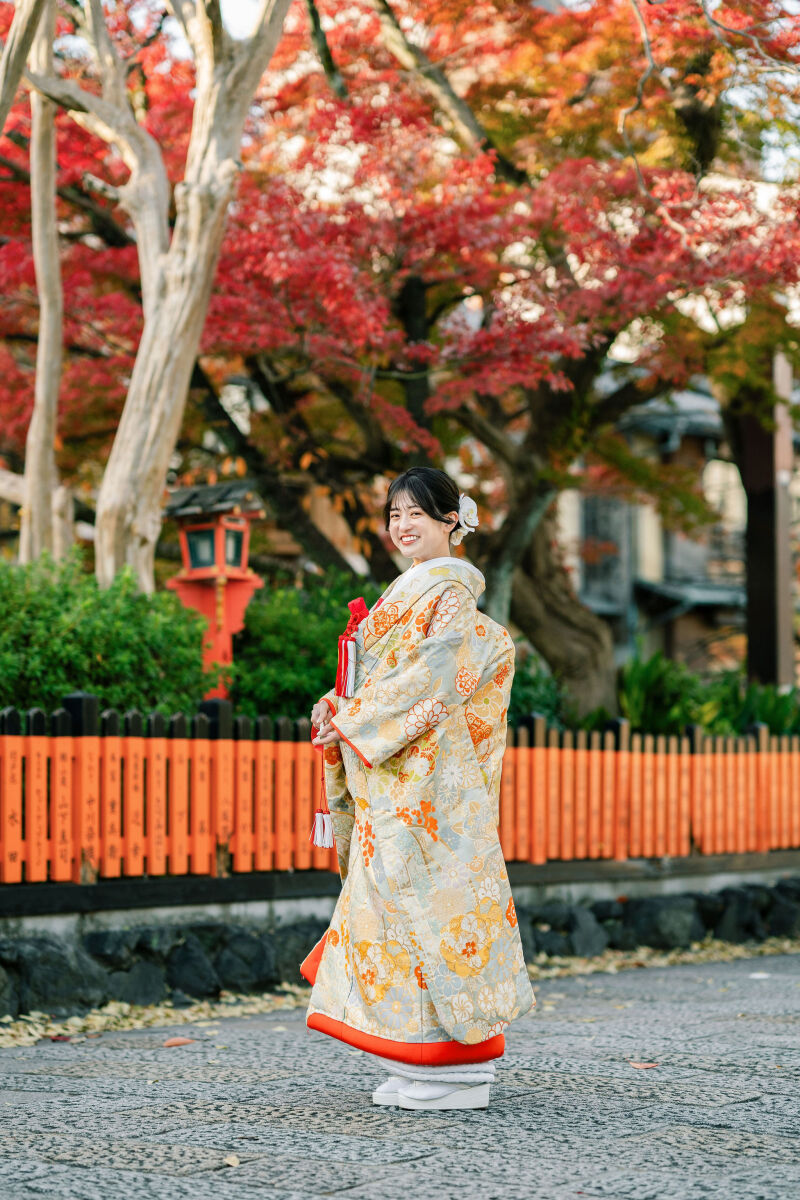 紅葉が残る祇園