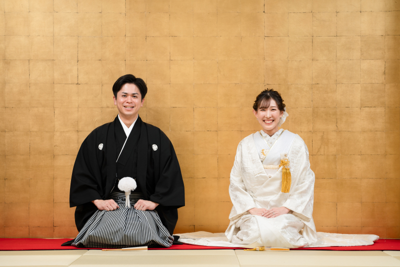 サービスの正座シーン