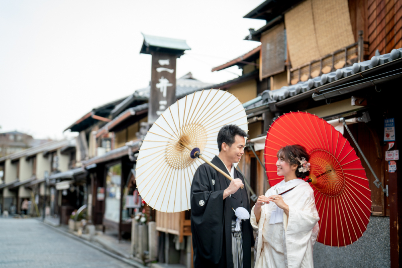 まずは京都の古都、八坂から