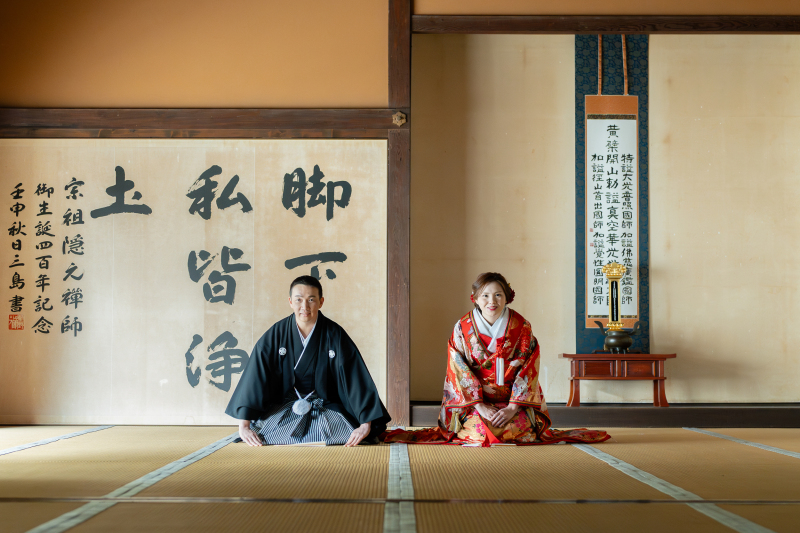 萬福寺で正座シーン