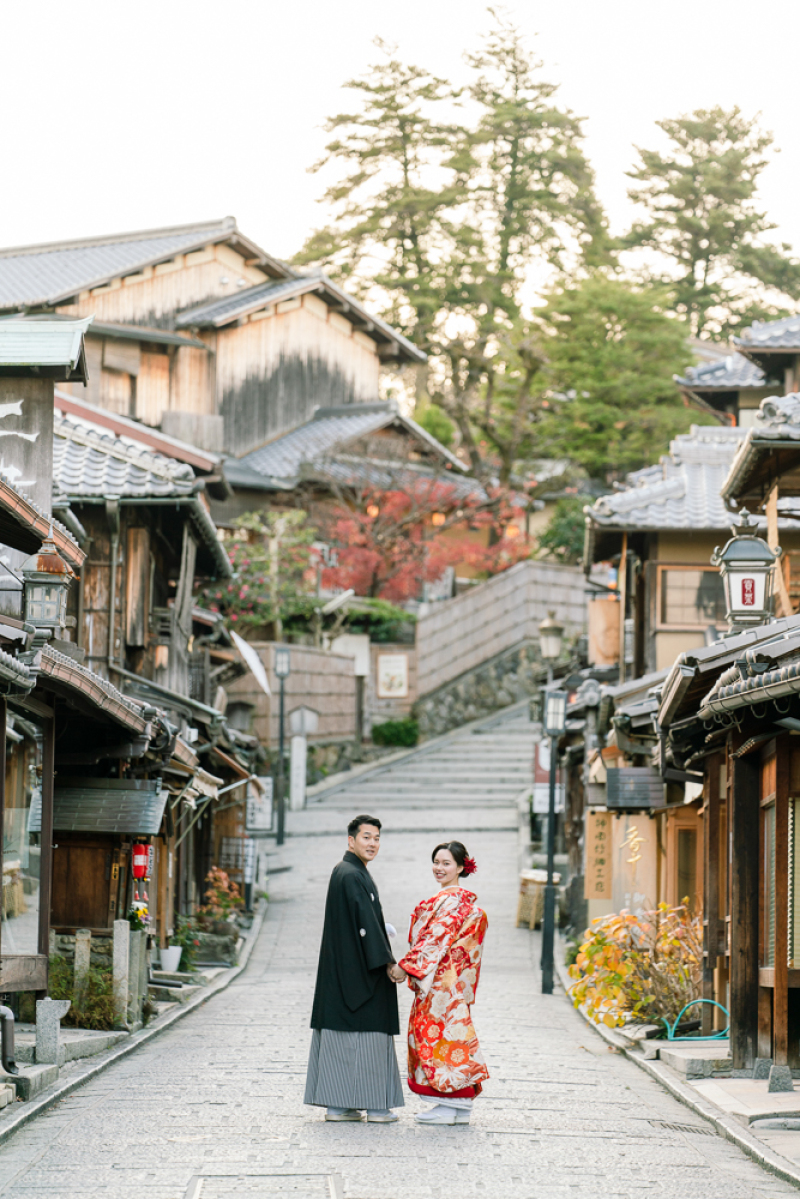 八坂の二年坂から