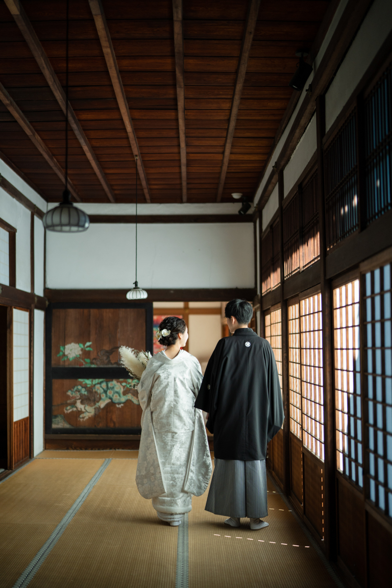 冬の京都、寺院にて