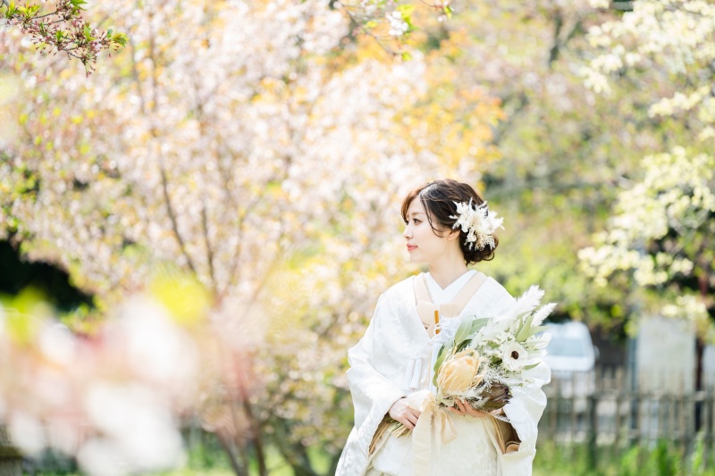 白無垢に色掛下スタイル