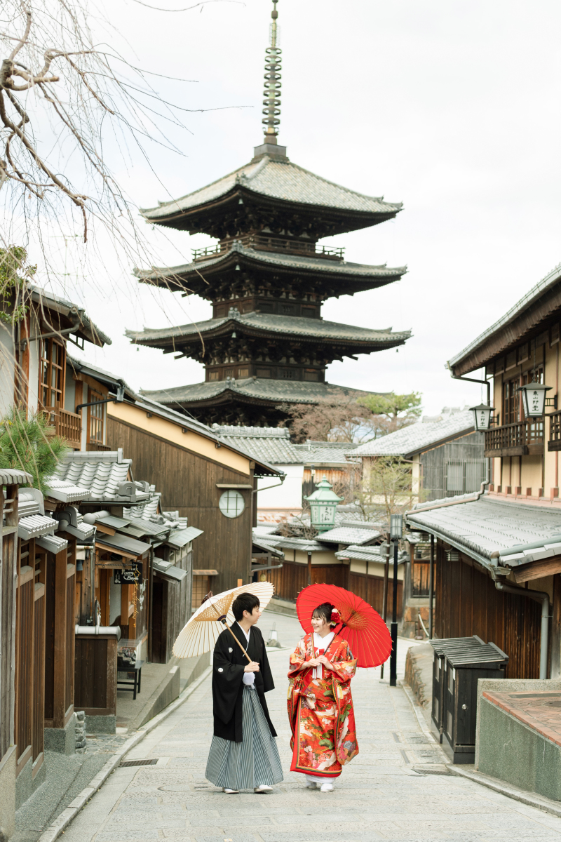 京都の街並みでフォトウェディング