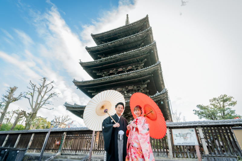 綺麗な空と八坂の塔