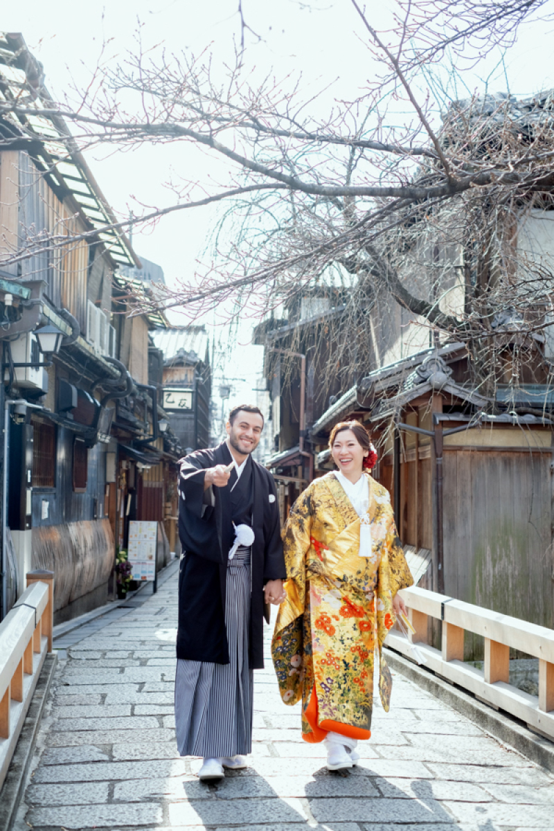 ナチュラルな仕草も