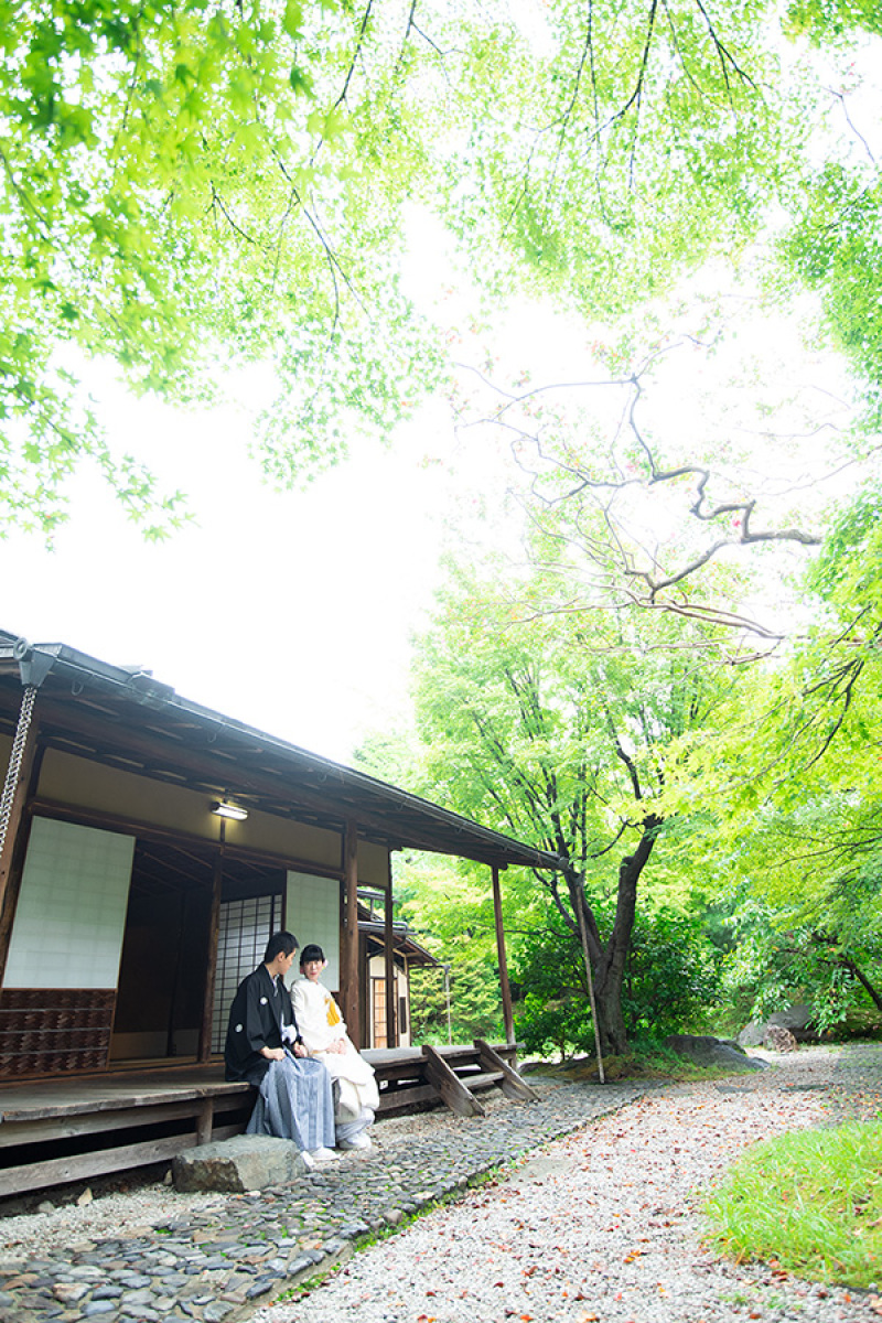 お趣深いお茶室にて