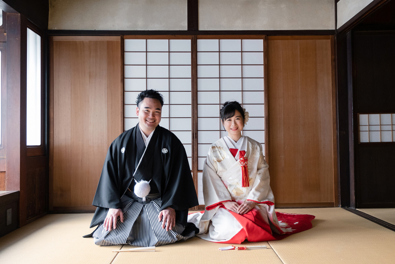 やっぱり正座は欠かせない