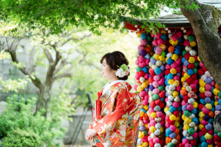 深緑の八坂の塔周辺