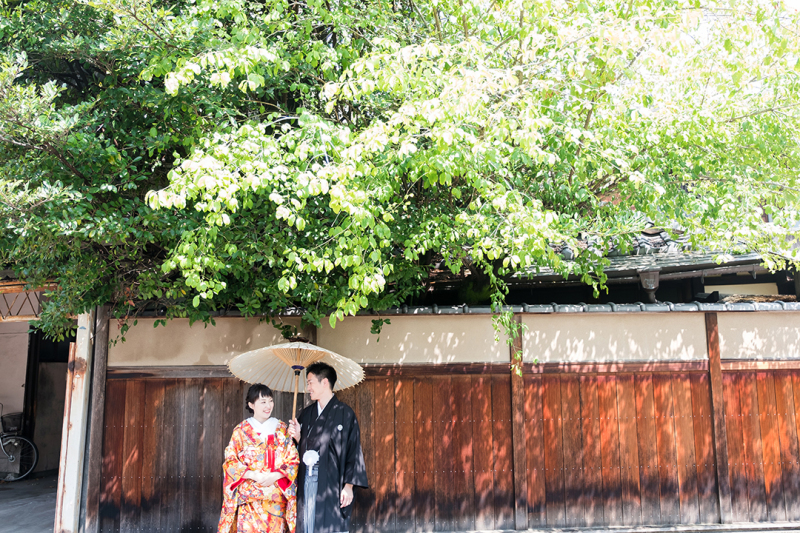 光の粒をちりばめて