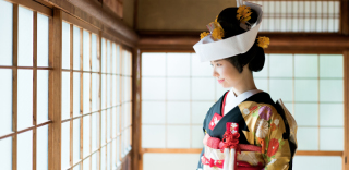 黒引き振袖でしっとり