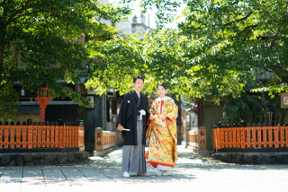 深緑と金の色打掛