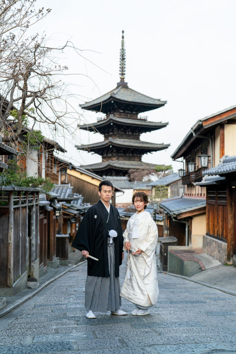 定番の八坂の塔を背景に