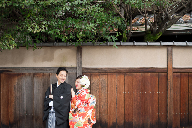 良い感じの壁の前で