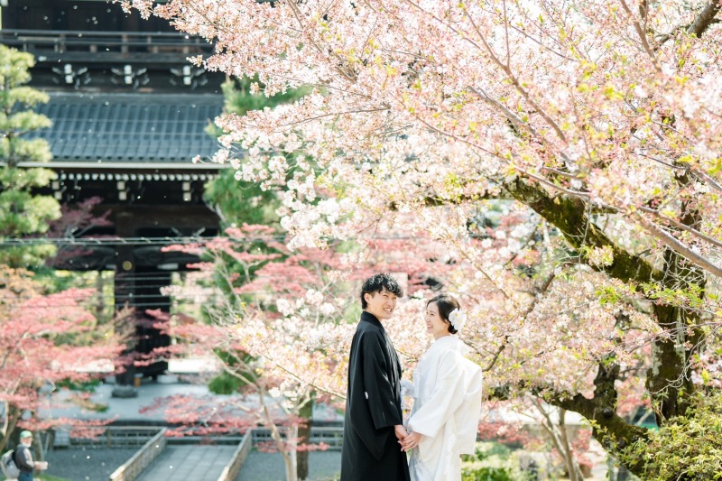 寺院で桜前撮り