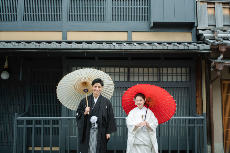 白無垢と紋付袴