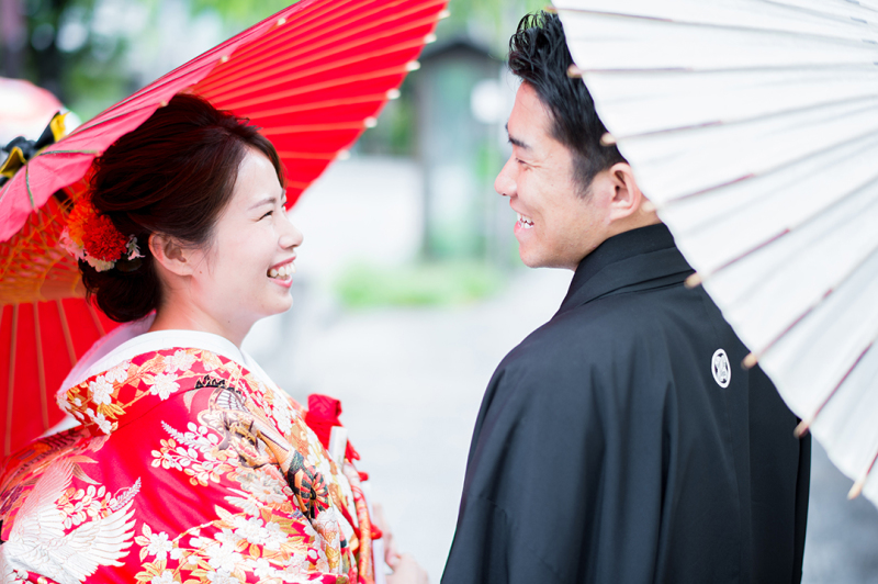 自然な微笑み、自然な光