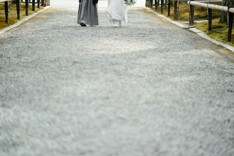 歩く姿も・・・