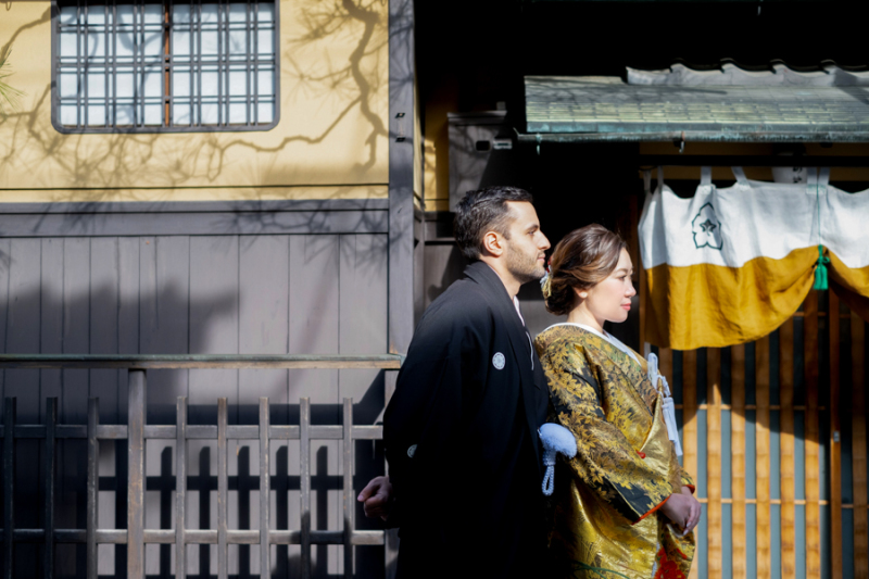 コントラストにスポットして