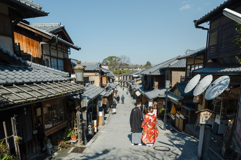 賑やかな街並み