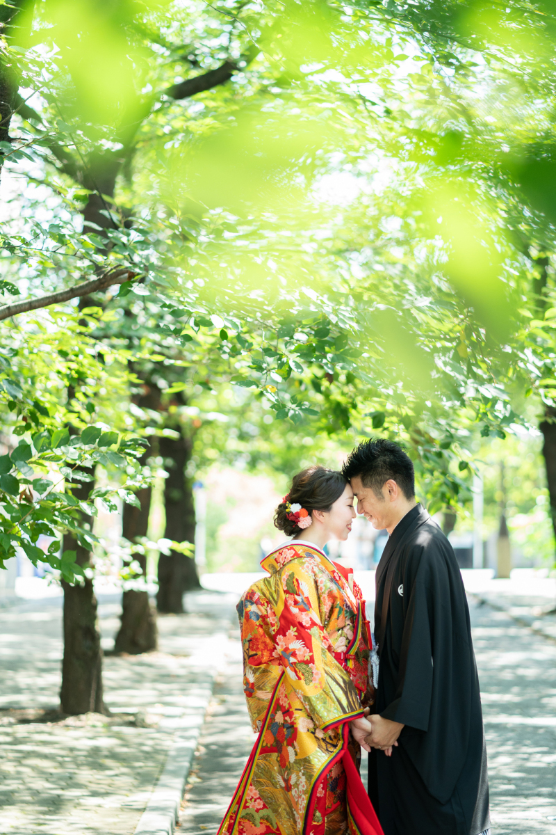 おでことおでこ