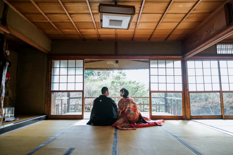 お庭を眺めながら