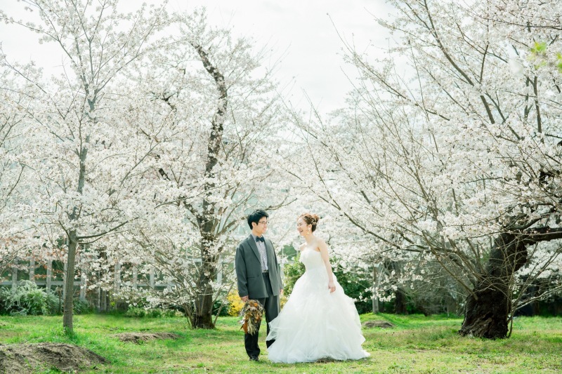 ブーケを持って