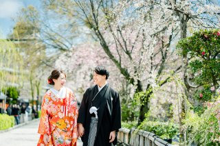 ロケーション：祇園白川周辺 or 八坂の塔周辺 or 鴨川など