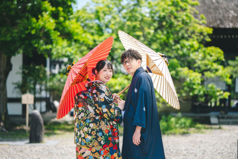 【夏季限定】梅宮大社2着プラン｜白無垢と色打掛と男性1着