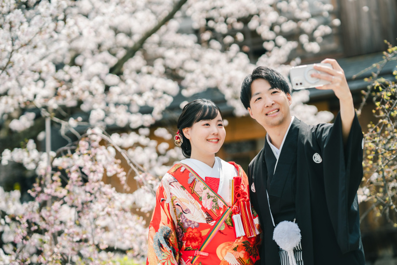 【早割・祇園桜ロケ】和装1着ロケプラン(京都の街並撮影、スタジオ正座撮影付き)|早朝料金6時・7時台込み