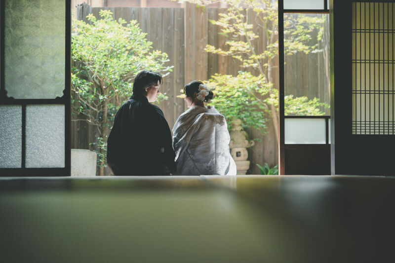 【10月限定】京町家&祇園少し和装2着プラン|白無垢と色打掛が着用できる