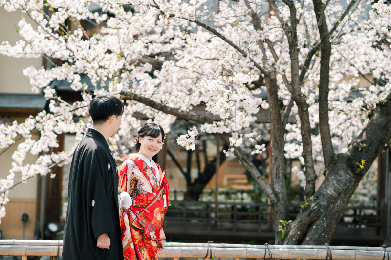 【早割・祇園桜ロケ】和装1着ロケプラン(京都の街並撮影、スタジオ正座撮影付き)|早朝料金6時・7時台込み