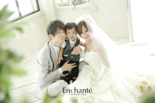 ドレス2着お子様と一緒のファミリーフォトウェディング