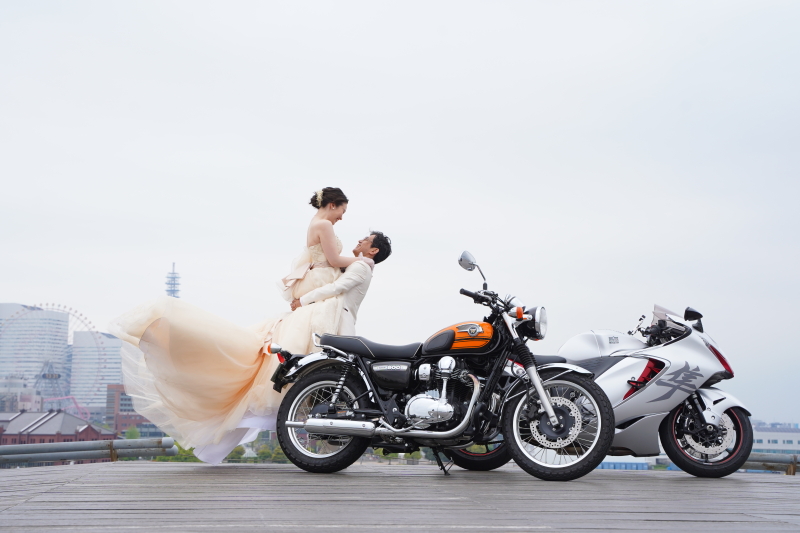 バイクに見守られながら♪