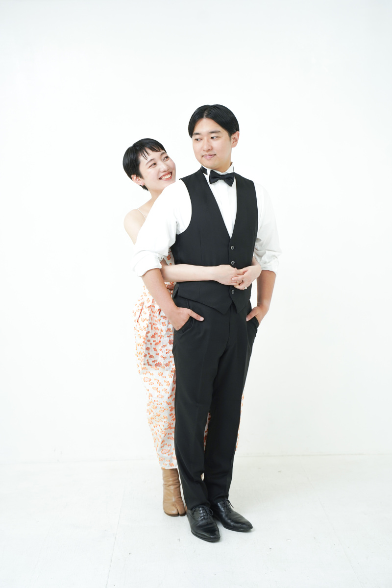 続いて私服撮影